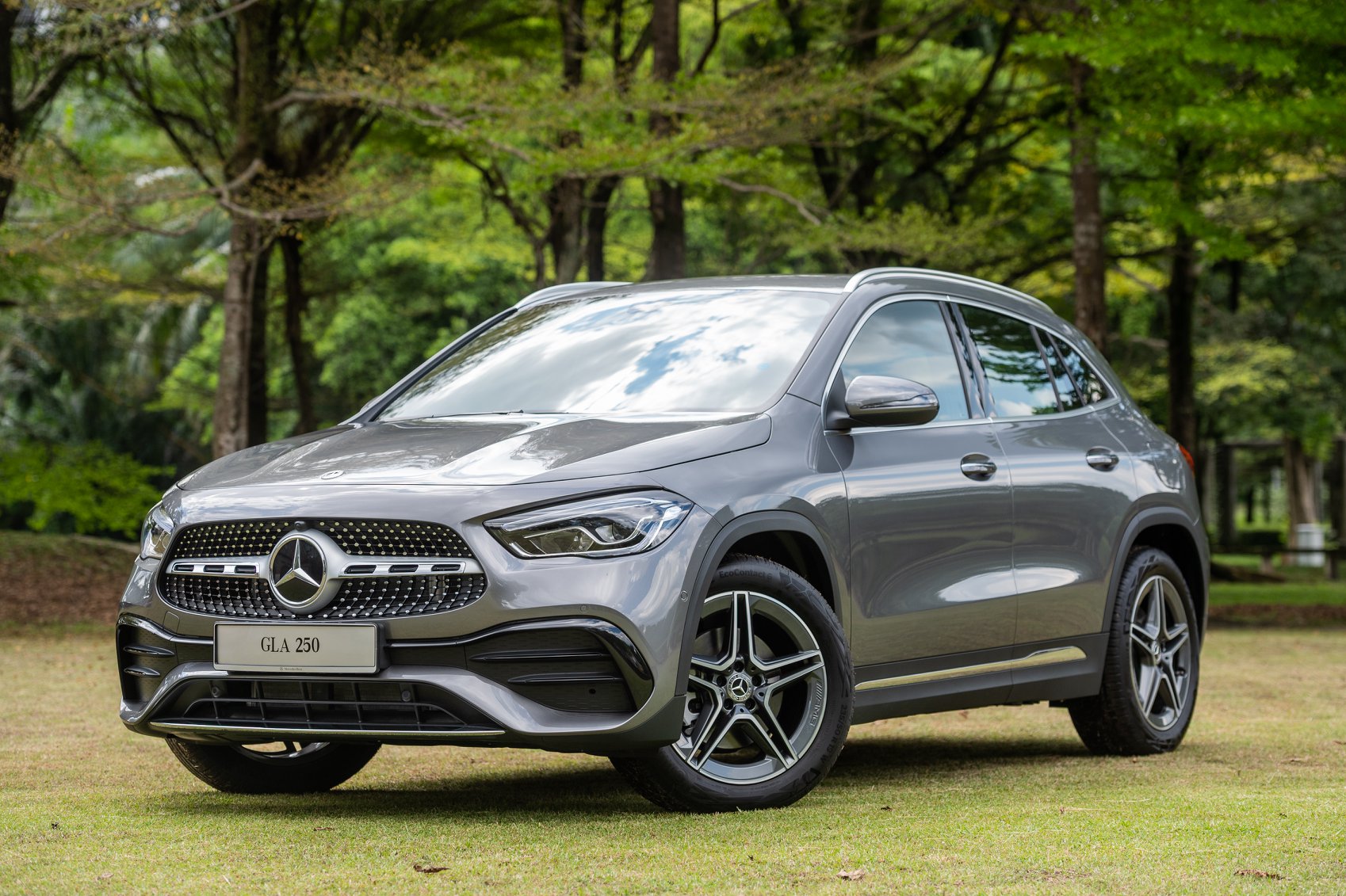 Mercedes GLA 250 AMG-Line Now Assemble in Malaysia Mercedes GLA 250 AMG-Line Now Assemble in Malaysia