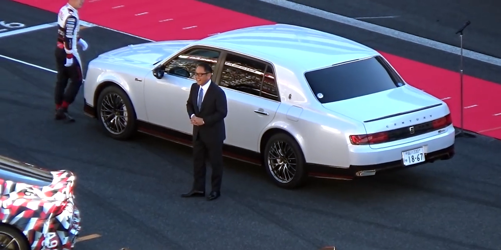 Toyota President Akio Toyoda Arrives in Style Toyota President Akio Toyoda Arrives in Style